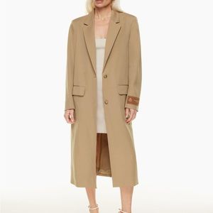 Aritzia O’Hara Coat in Camel, size Small.